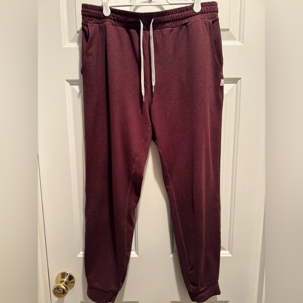 Women’s Vuori Performance jogger size L
